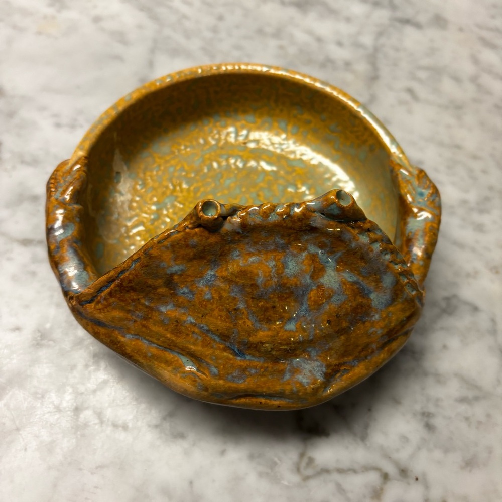 TOVE Ceramic Crab Dish - Brown and Blue